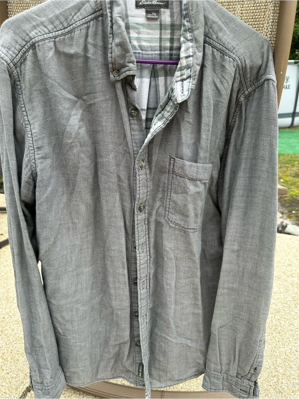 Eddie Bauer Men's Light Gray Casual Button-Down Shirt